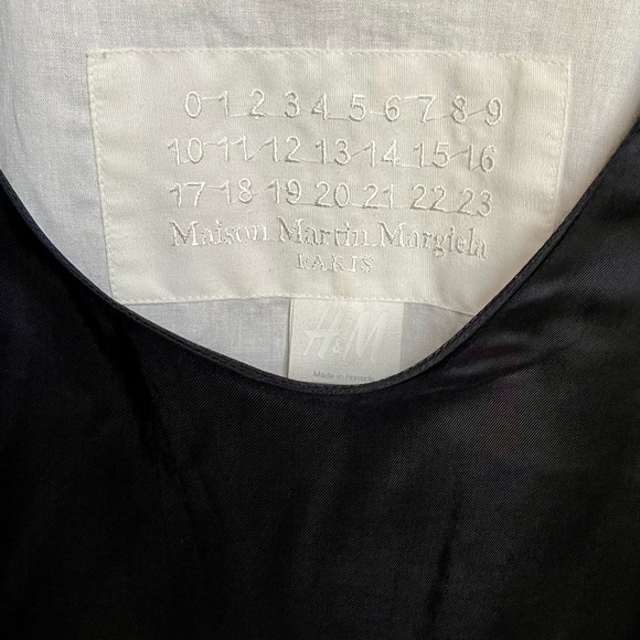 Maison Martin Margiela for H&M, men’s tunic top. - Picture 2 of 3